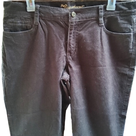 Old Navy "The Sweetheart" Brown Corduroy Jeans - Picture 2 of 5